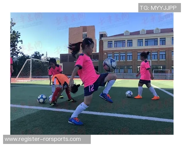 运动滑板战术解析深圳滑板队边路渗透体系的创新与实践 运动滑板战术解析深圳滑板队边路渗透体系的创新与实践